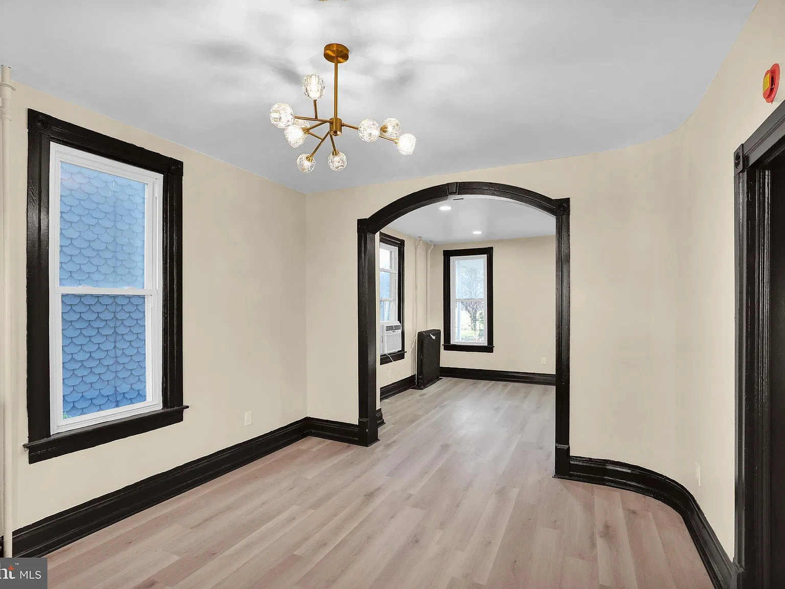 3 bed, 2.0 bath, 1540 sqft, $2,200 — Photo 4