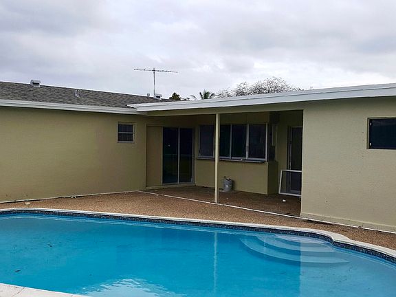 3rd image of 9351 NW 19th Pl
