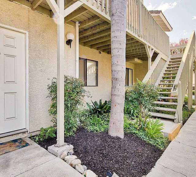 La Sierra Apartments — Photo 14