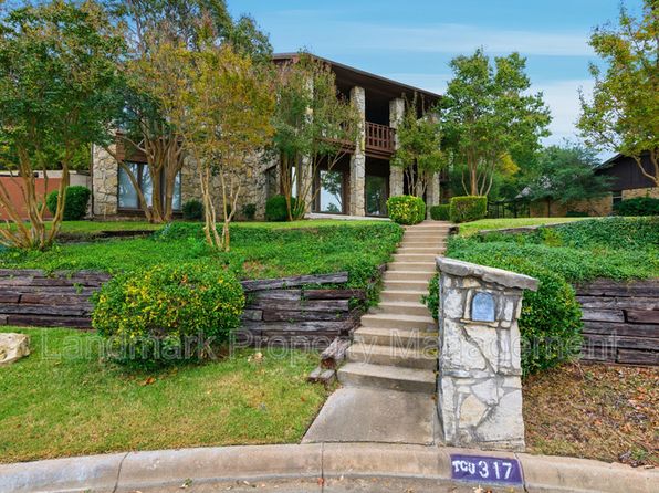 317 Chandler Lake Ct