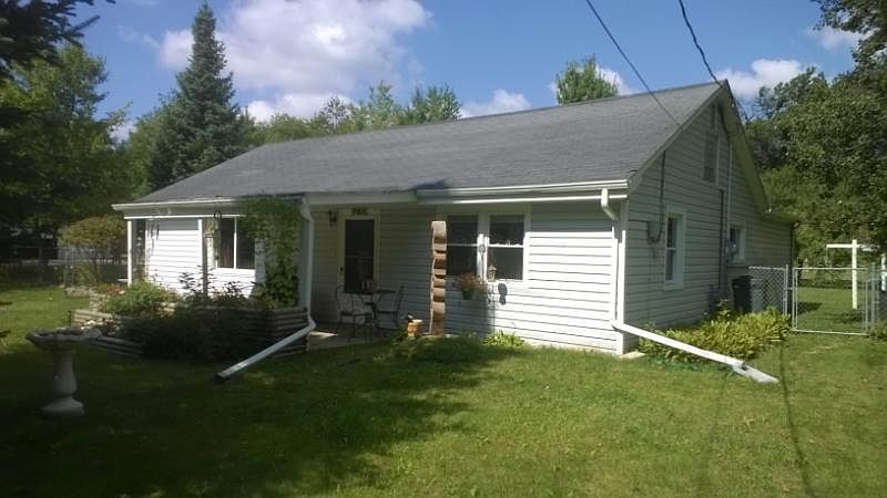 1st image of 2289 Deer Ave