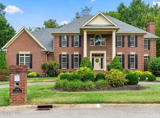 1001 Anchorage Woods Cir, Anchorage, KY 40223