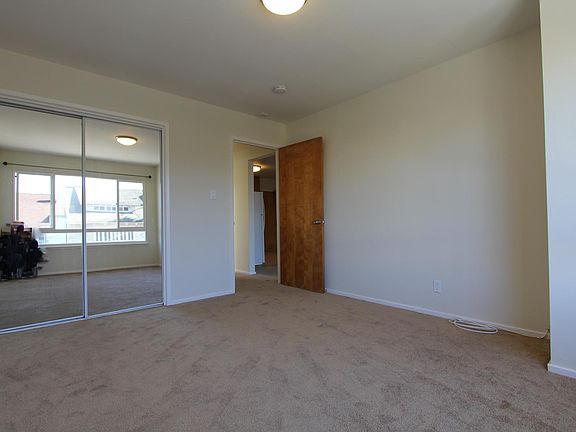 4th image of 1270 7th Ave APT 4