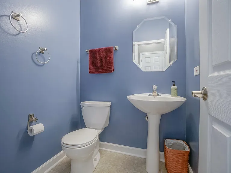 553 Telluride Dr — Photo 14
