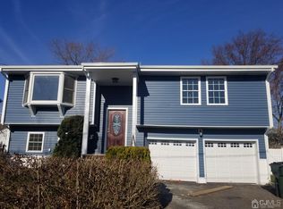 45 Bayberry Ct, Pt Reading, NJ