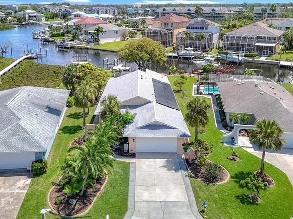 4621 Dewey Dr, New Port Richey, FL 34652