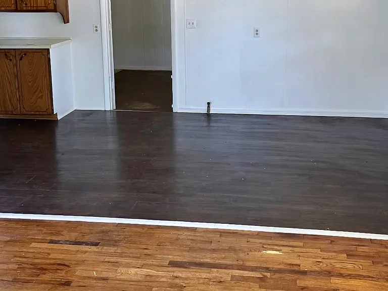 624 W Polk St — Photo 5