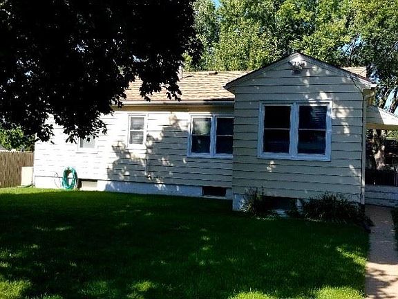 3rd image of 4308 Central St