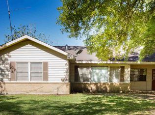 119 Britton Dr, Silsbee, TX 77656