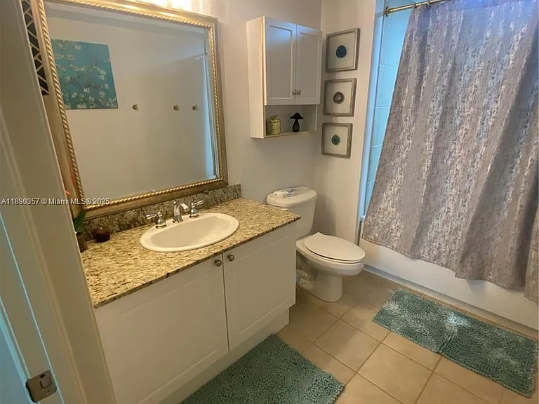 19501 W Country Club Dr #2515 — Photo 10