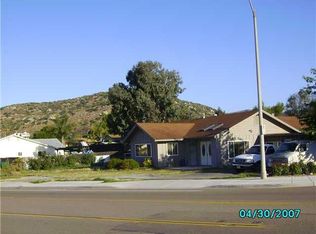 11662 Riverside Dr, Lakeside, CA 92040