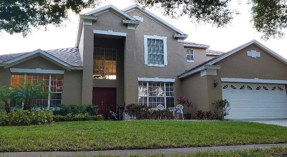 1st image of 10128 Newington Dr