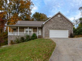 2704 Mint Rd, Maryville, TN 37803