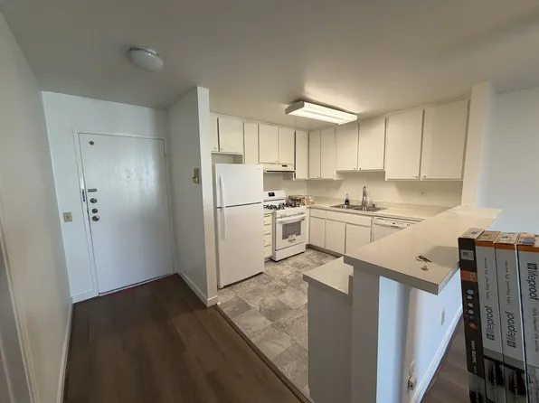 310 N Jackson St, Glendale, CA