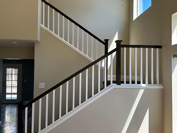 3rd image of 3028 Luedke Pl