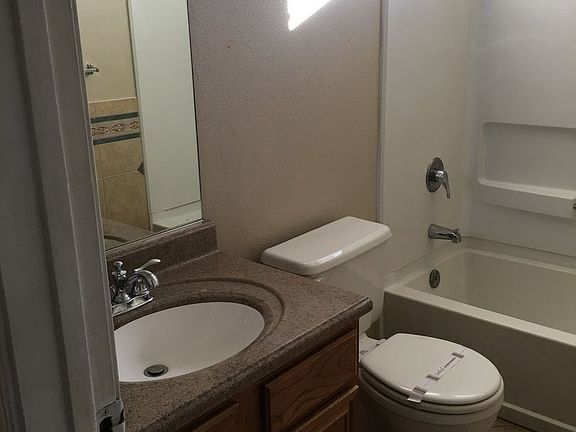 4th image of 6054 Yukon Dr