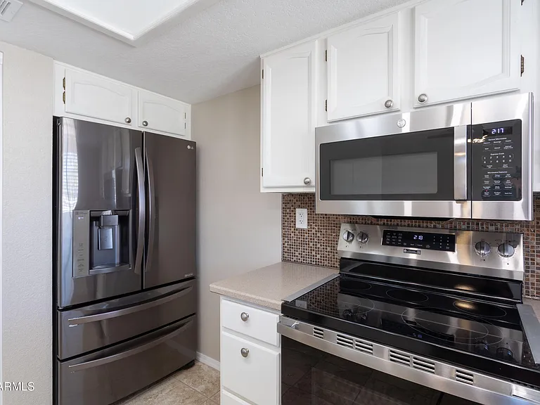 10930 E Hope Dr — Photo 5