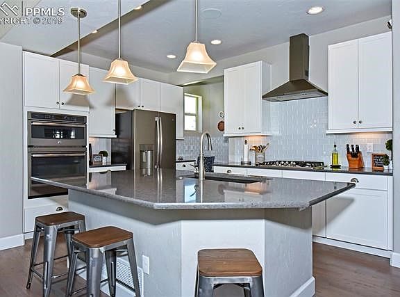 4th image of 3228 Waterfront Dr