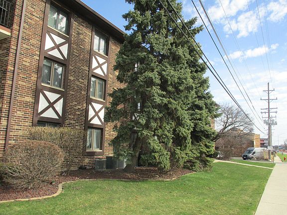 5th image of 10532 Ridge Cove Dr APT 27A