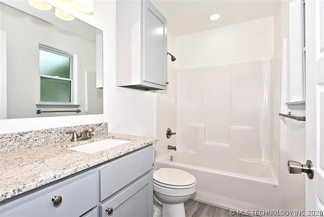 1013 S Water St #B — Photo 17