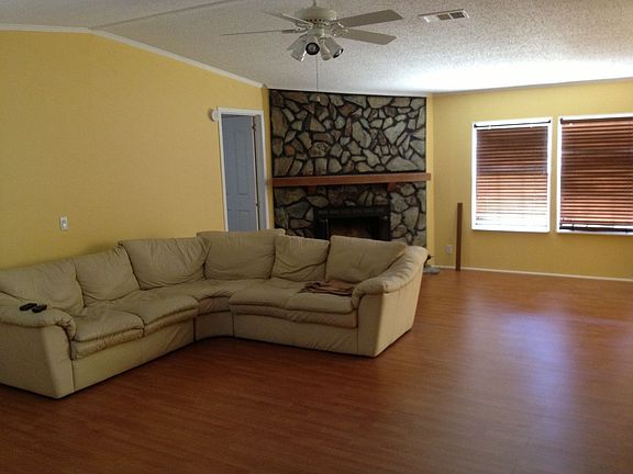 4th image of 50 Carolina Ct