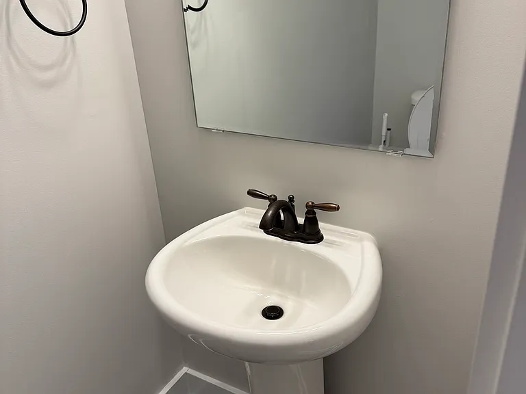 43 Aspen Rd — Photo 17