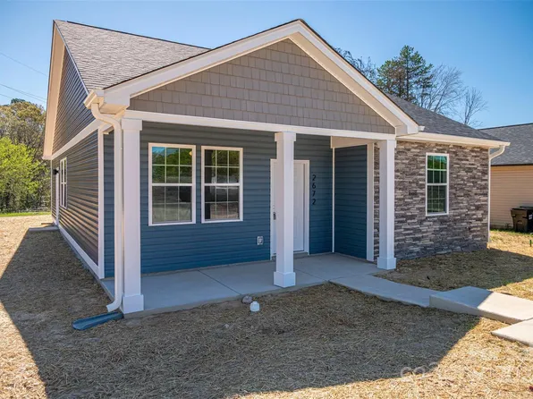 2672 Meadow St, Gastonia, NC 28056