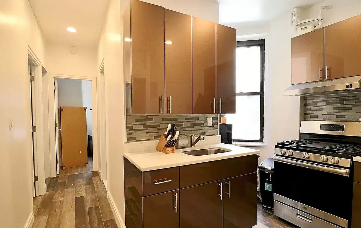 202 Thompson Street #5D in Greenwich Village, Manhattan | StreetEasy