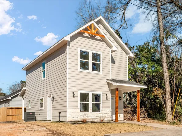 16736 E Ivanhoe, Montgomery, TX 77316