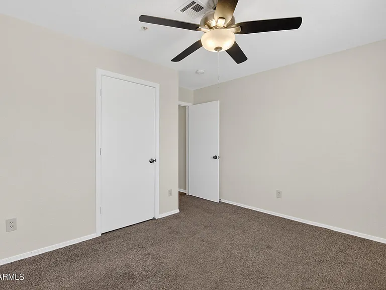 16033 N 25th St #207 — Photo 21