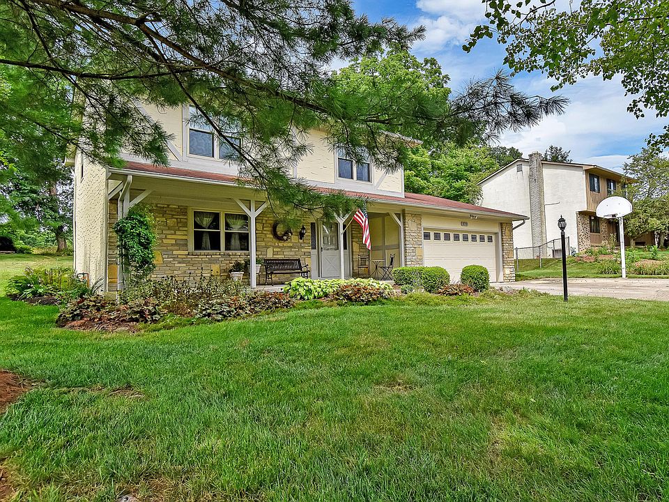 1st image of 370 Quail Hollow Ct
