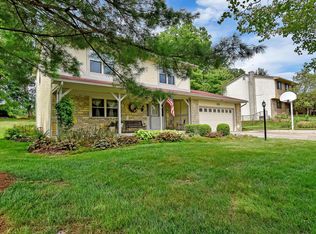 370 Quail Hollow Ct, Pickerington, OH 43147