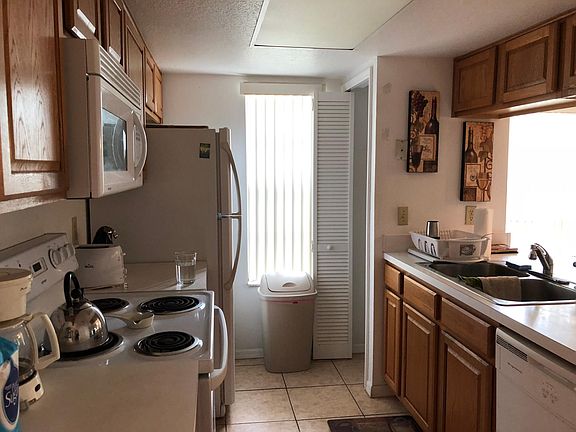 Upgraded cabinets. New dishwasher