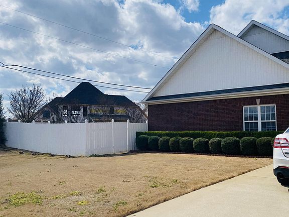 3rd image of 174 Cottonwood Dr