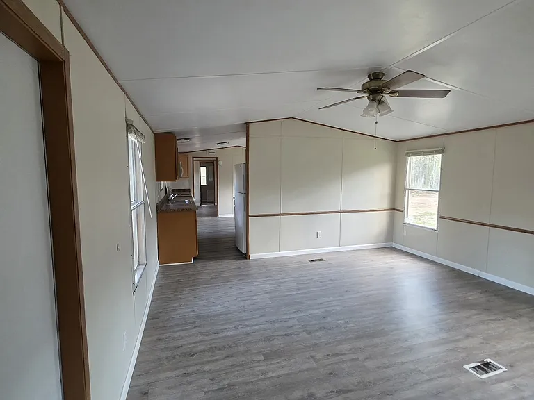 711 Deloach Mill Rd — Photo 4