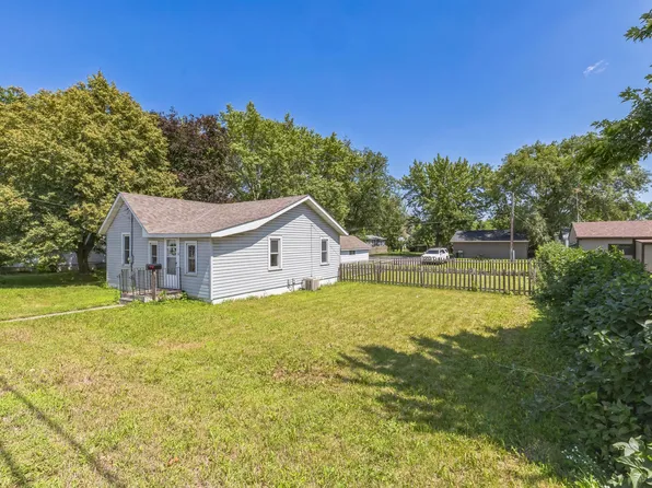 10 10th Ave N, Waite Park, MN 56387