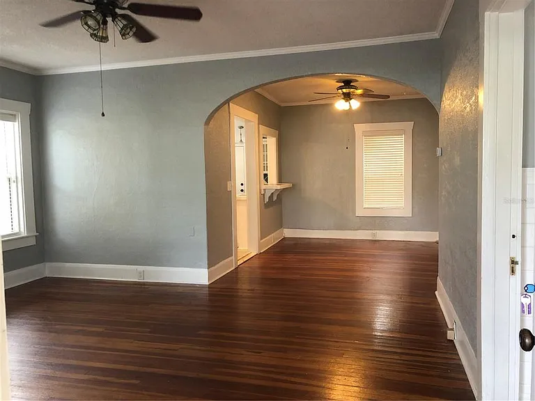 1209 E Comanche Ave — Photo 7