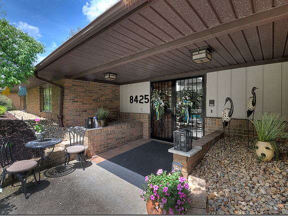 3rd image of 8425 Dalepoint Rd