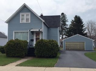 2109 12th Ave, Menominee, MI 49858