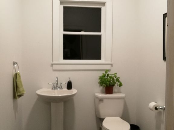 5th image of 135 Avenue E SW