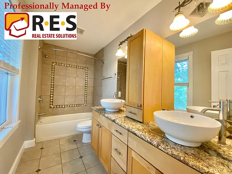 2257 Lowell Blvd — Photo 14