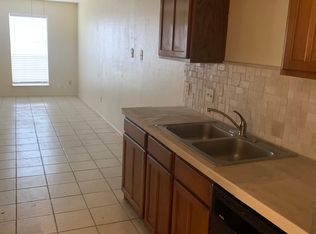 6640 Hardwick Dr, Corpus Christi, TX 78412