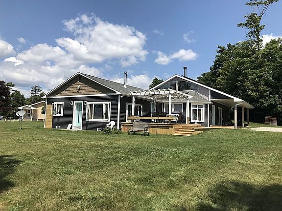 2nd image of 7629 Idlewood 155 Ln