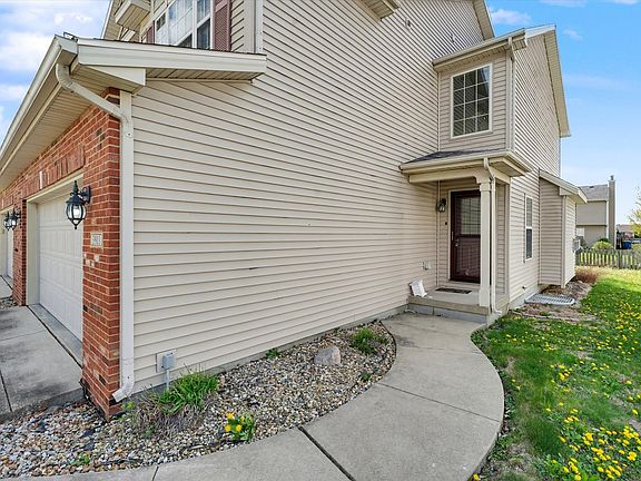 3rd image of 3911 Summer Sage Ct
