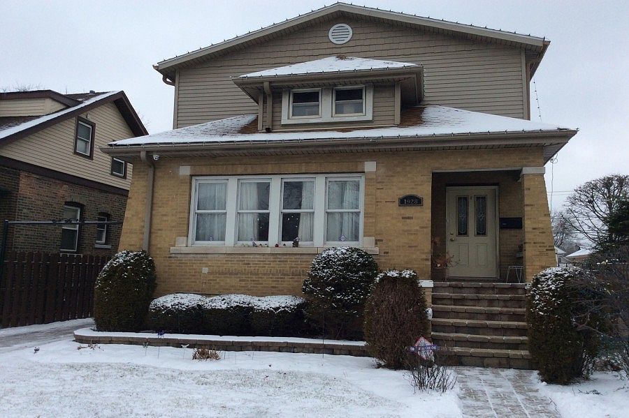 1st image of 1928 S 1st Ave