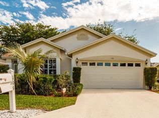 106 Pacer Ln, Greenacres, FL 33413