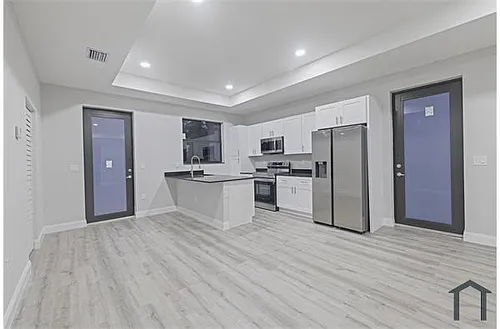 952 Alcalde St E #1 Photo 1