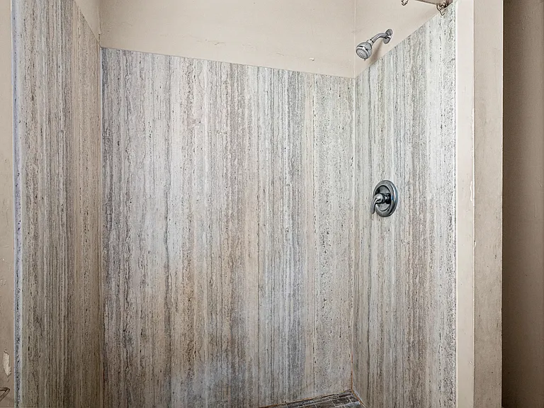 10-12 S 16th Ave E #10 — Photo 11