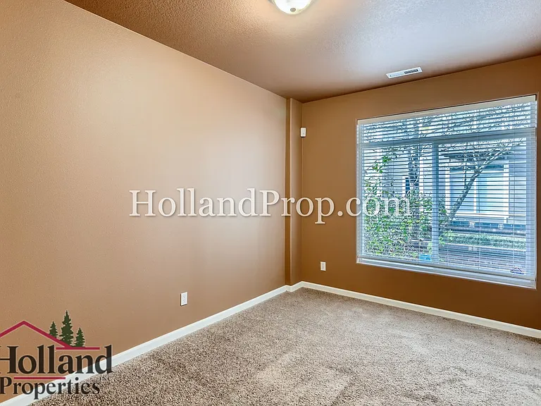 17152 SW Whitley Way — Photo 6