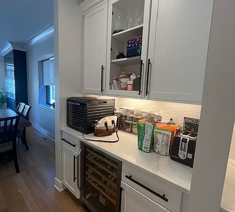 5th image of 3019 N Clybourn Ave APT 1